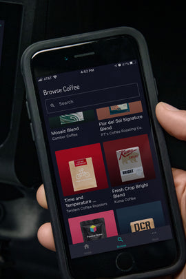 LUCCA Atom 75 Espresso Grinder, iphone app - lifestyle